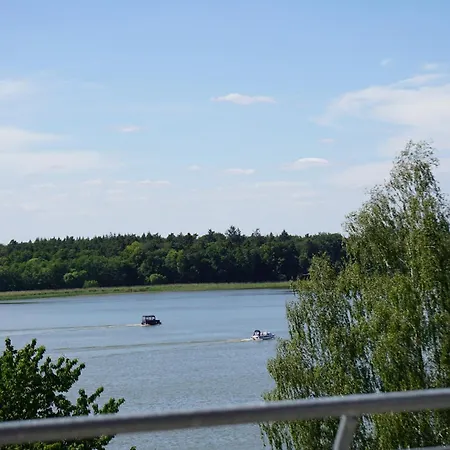 Aparthotel Einraumapartment Mit Seeblickbalkon 3*