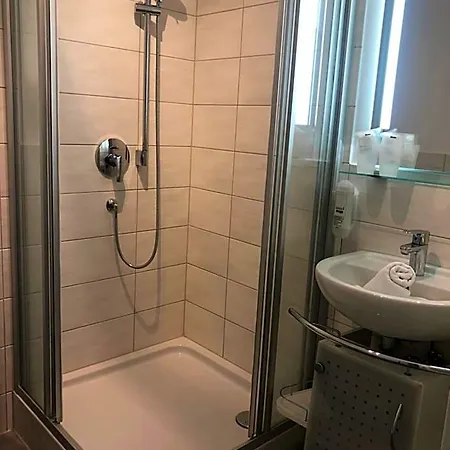 Einraumapartment Mit Seeblickbalkon Lägenhetshotell Rheinsberg