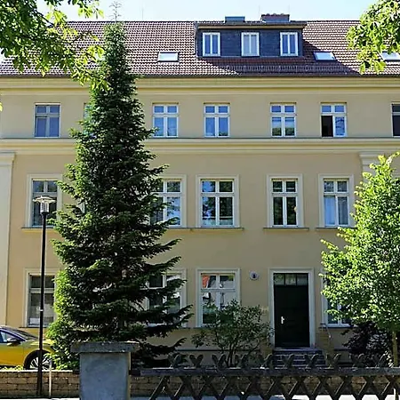 Einraumapartment Mit Seeblickbalkon Lägenhetshotell Rheinsberg