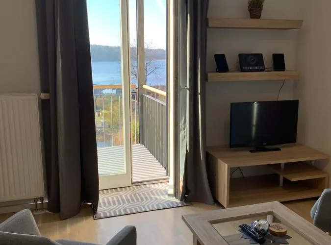 Einraumapartment Mit Seeblickbalkon